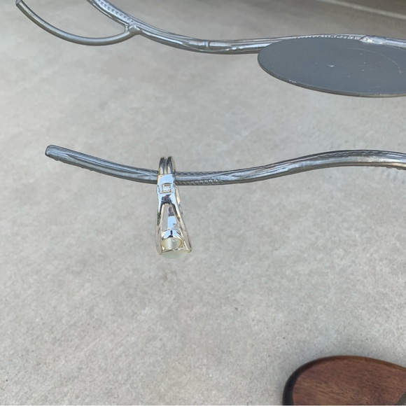 Jewelry Tree to Hold Bracelets and Necklaces on Branches and Enjoy Their Beauty - Picture 7 of 8